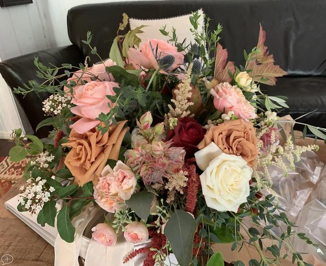 Laurie Chestnutt Florals - 4
