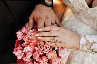 Decorative Touch Floral & Gift Shop - 9