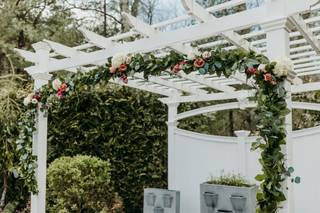 Fleur-tatious Floral Design - 13