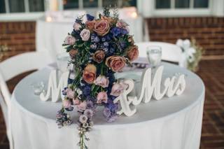 Black Iris Floral Events - 10