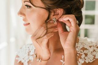 Brushworx On Location Hair & Makeup - 112