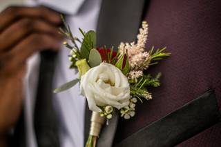 Laura's Flower Boutique - 40