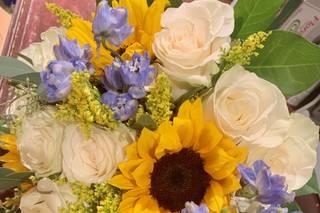 Blooming Brides Florist - 71