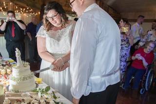 Chantelle Marie Lakehouse & Celebration Hall - 13