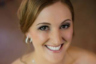 Hair & Makeup by Karissa Lorinne - 15