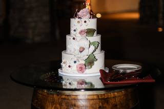 PKs Custom Cakes - 17