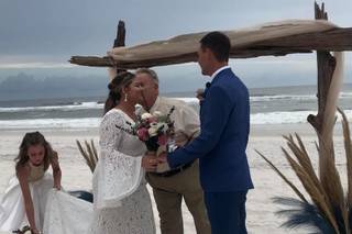Gulf Coast Wedding & Event Rentals - 15