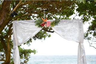 Laakea Ocean Wedding - 18