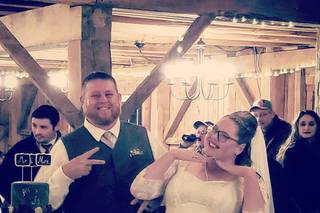 The Olde Farmhouse Barn - 18