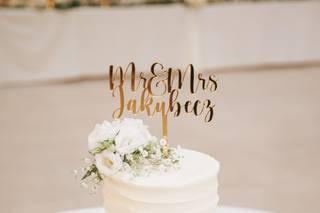 LaLa Custom Cake - 12