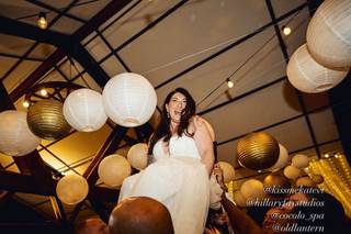 The Old Lantern Inn and Barn - 9