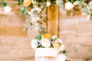 Honeysuckle Cakes & Pastries, LLC - 5