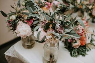Clare's Corner Floral - 97