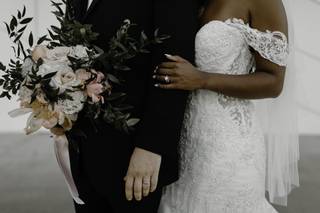 Linh's Bridal & Alterations - 95