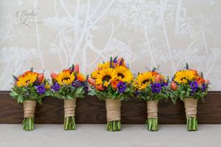 Anne's Florals & Gifts - 20