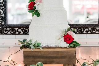 Whispering Pines Estate - 9