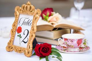 Linens & Flowers Design - 135