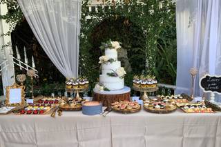 ARTISTIC CAKES - 16
