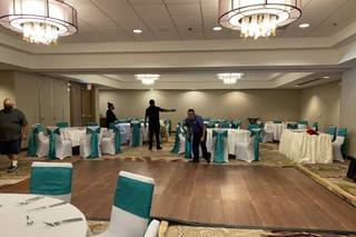DoubleTree by Hilton Hotel Irvine -Spectrum - 22