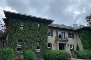 Lord Thompson Manor - 43