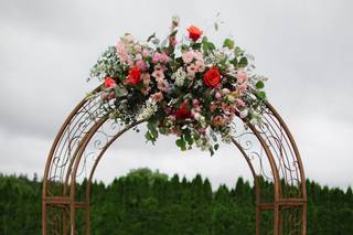 Love Blooms Wedding and Event Design - 21