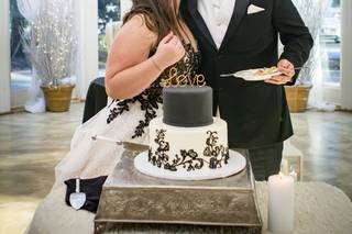 Coccadotts Cake Shop - 9