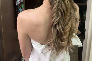 Coastal Glam Hair and Makeup - 15