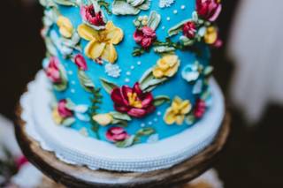 KMC Custom Cakes - 6
