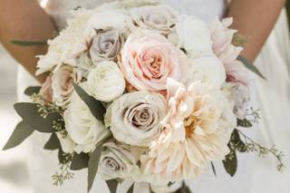 Wine Country Flowers LLC - 32