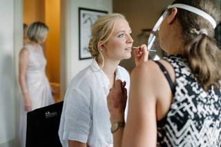 Bellelina Skincare/Makeup Studio And Spa - 5