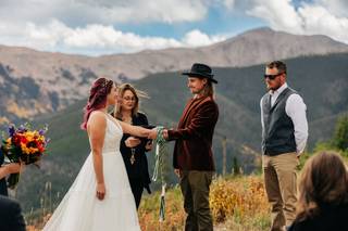 Rev. Kelly Robbins Wedding Officiant - 20