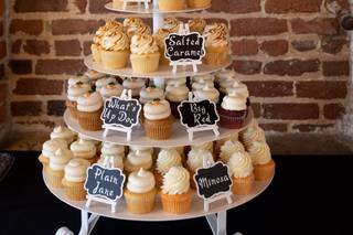 The Cupcake Shoppe Bakery - 7