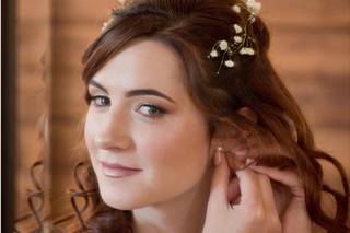 Fab Flawless Hair & Makeup Artistry - 41