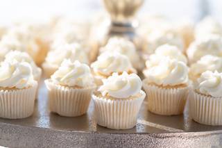 Sweet-Em's Cake Shoppe - 6