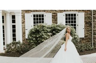The Dress Lounge Bridal & Prom Boutique - 22