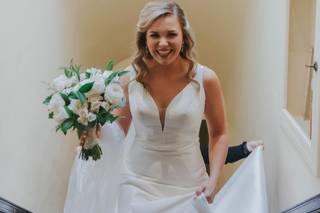 Sacred Romance Floral Design & Event Planning - 5