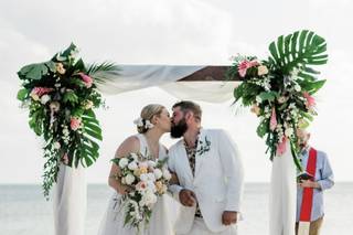Love Letters Co. LLC - 28
