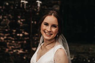 Laura Cross Makeup Artistry LLC - 30