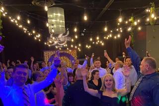 Hemmelgarn Entertainment DJ & Photo Booth Services, LLC - 27