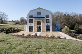 Barn South - 55