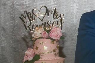 Ludger's Bavarian Cakery - 64