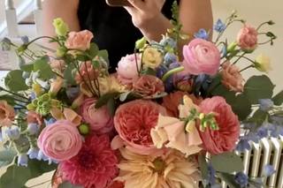 Stems Flower Design - 16
