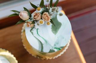 Honey Crumb Cake Studio - 14