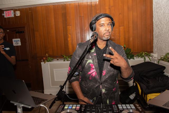 MikeMusic Entertainment - 3