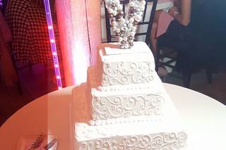 Custom Wedding Cakes by Penny - 9