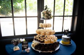 Sweet Treets Bakery - 19