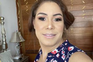 Nelly Makeup Studio - 59