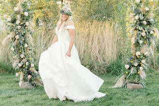 Lavender & Sage Floral Design Studio - 8