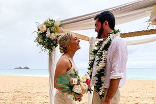 Lulu’s Lei + Bouquets - 15