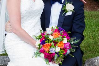 PJ's Flowers & Weddings - 6